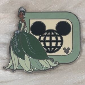 2025 Disney Parks Tiana Hidden Mickey D Series Princess and the Frog